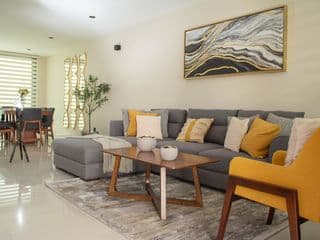 Casa en Fraccionamiento en Venta en El Refugio
