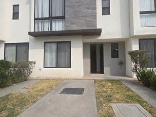 Casa en Fraccionamiento en Venta en Celaya Centro